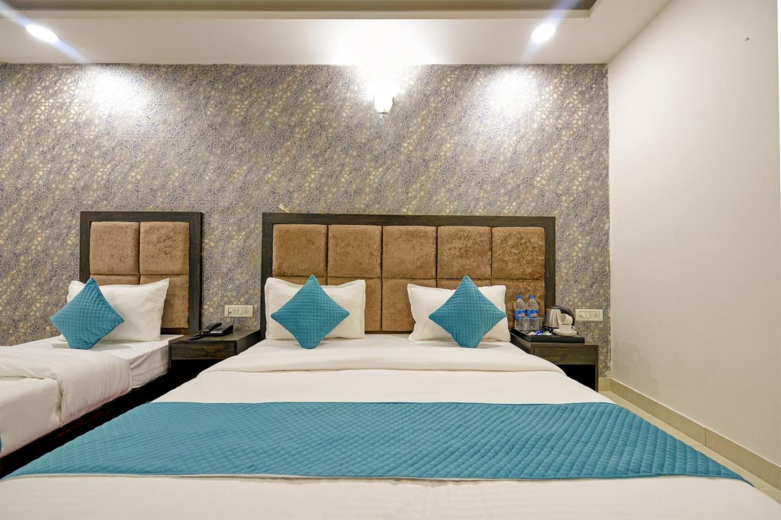 The Glory Suites Near Igi Airport New Delhi Exterior photo
