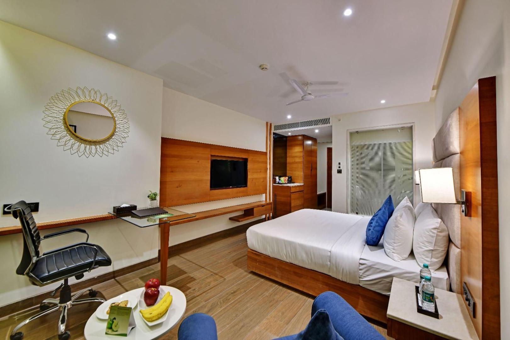 The Glory Suites Near Igi Airport New Delhi Exterior photo